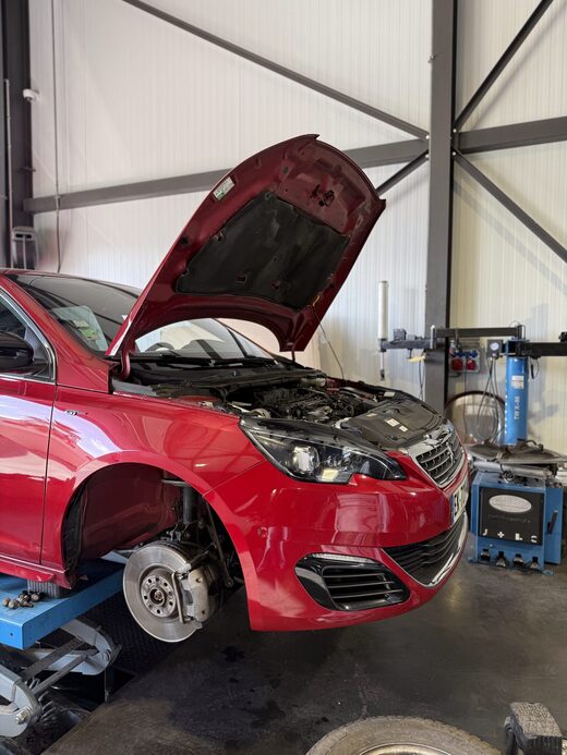 Entretien&#x20;voiture&#x20;en&#x20;hiver&#x20;&#x3A;&#x20;roulez&#x20;en&#x20;toute&#x20;s&#x00E9;curit&#x00E9;&#x20;avec&#x20;amr&#x20;auto&#x20;et&#x20;arm&#x20;auto